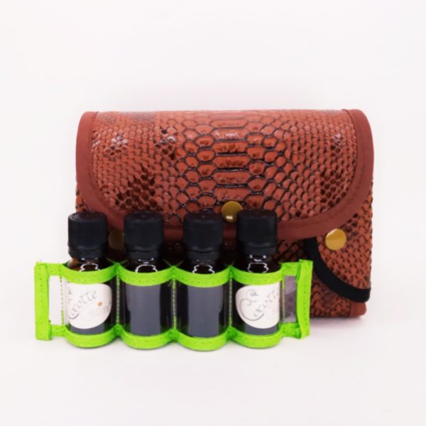 Trousse rangement huiles essentielles.